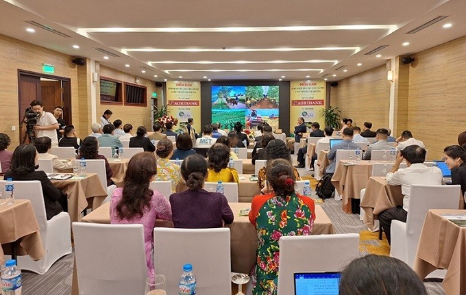 Doanh nghiệp đồng hành cùng nhà nông và phát triển bền vững Doanh nghiệp đồng hành cùng nhà nông và phát triển bền vững