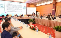 Tìm cách khơi thông động lực tăng trưởng mới cho nền kinh tế