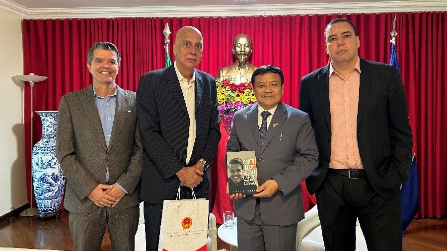 Rio de Janeiro mong muốn thúc đẩy hợp tác thể thao, du lịch với Việt Nam