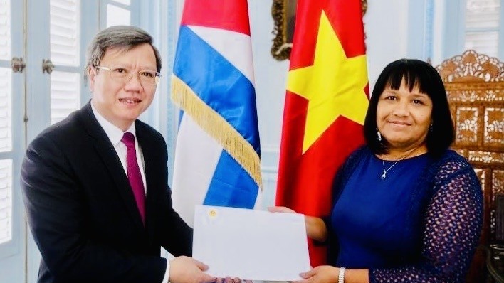 Làm sâu sắc thêm tình đoàn kết hữu nghị vượt trùng dương Việt Nam-Cuba