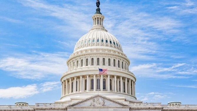 Ông Donald Trump ngăn cản thất bại, Hạ viện Mỹ phê chuẩn gia hạn chương trình do thám quan trọng với an ninh quốc gia