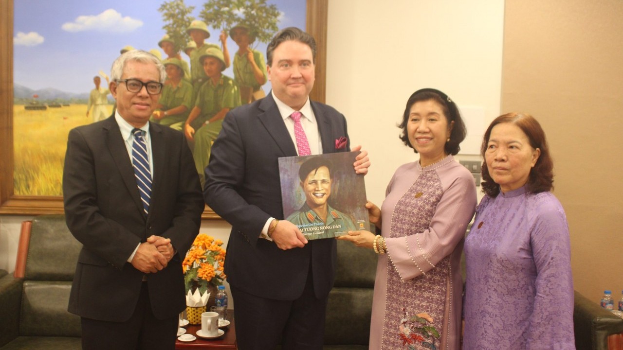 Đại sứ Mỹ tại Việt Nam: Tôi có cơ hội học hỏi thú vị về những nhân vật đóng góp quan trọng cho quan hệ song phương
