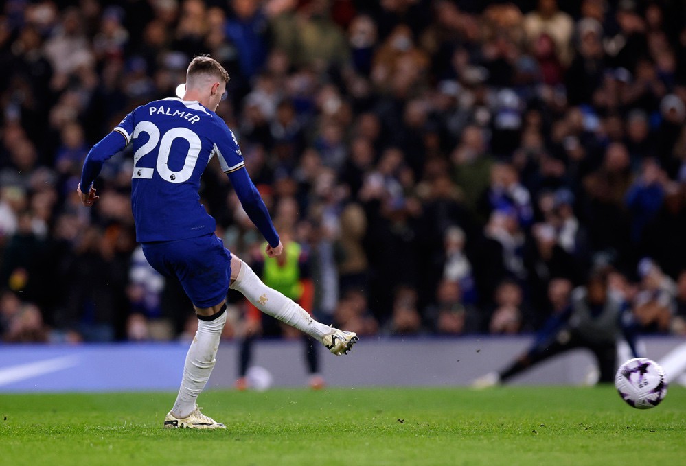Ghi thêm 4 bàn thắng cho Chelsea, Cole Palmer vươn lên đầu Vua phá lưới Ngoại hạng Anh Ghi thêm 4 bàn thắng cho Chelsea, Cole Palmer vươn lên đầu Vua phá lưới Ngoại hạng Anh