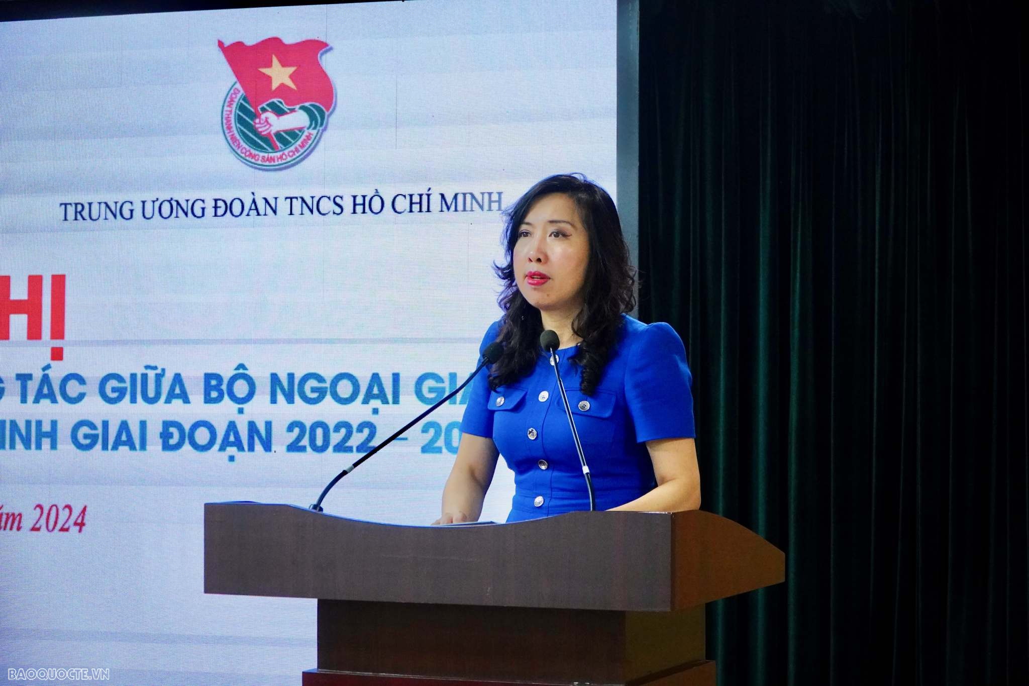 TIẾP TỤC TĂNG CƯỜNG PHỐI HỢP GIỮA BỘ NGOẠI GIAO VÀ TRUNG ƯƠNG ĐOÀN VỀ CÔNG TÁC THANH THIẾU NIÊN Ở NƯỚC NGOÀI TIẾP TỤC TĂNG CƯỜNG PHỐI HỢP GIỮA BỘ NGOẠI GIAO VÀ TRUNG ƯƠNG ĐOÀN VỀ CÔNG TÁC THANH THIẾU NIÊN Ở NƯỚC NGOÀI