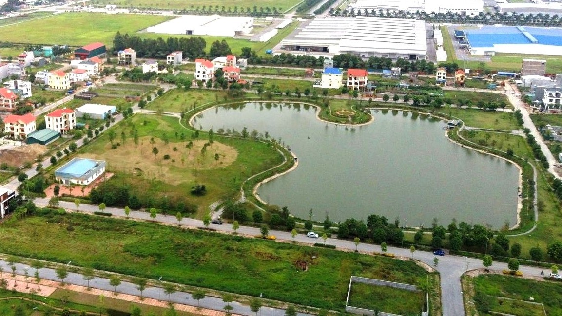 Bất động sản mới nhất: Đất nền nhộn nhịp, cẩn trọng rơi vào 'bẫy' giá cao, trường hợp phải sang tên sổ đỏ