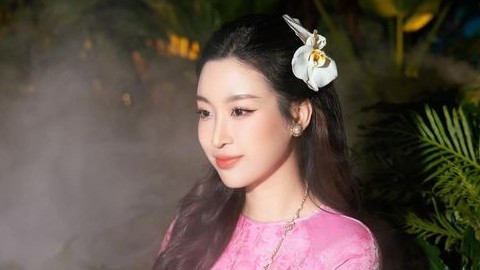 Thần thái đẳng cấp 'dâu hào môn' của Hoa hậu Đỗ Mỹ Linh