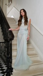 Nhan sắc đáng ngưỡng mộ của bà xã David Beckham