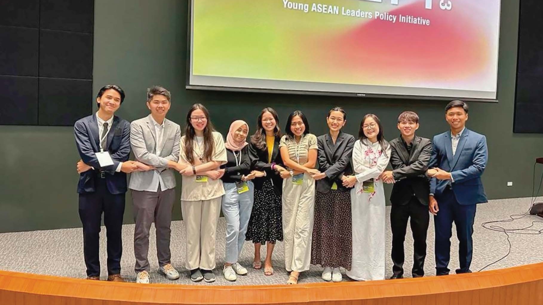 ASEAN trong mắt các bạn trẻ