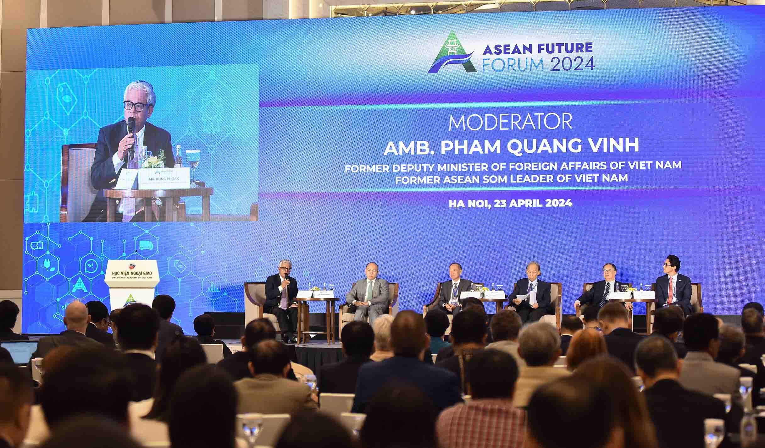 Đại sứ Phạm Quang Vinh: Bản sắc Việt Nam trên hành trình 30 năm tham gia ASEAN Đại sứ Phạm Quang Vinh: Bản sắc Việt Nam trên hành trình 30 năm tham gia ASEAN