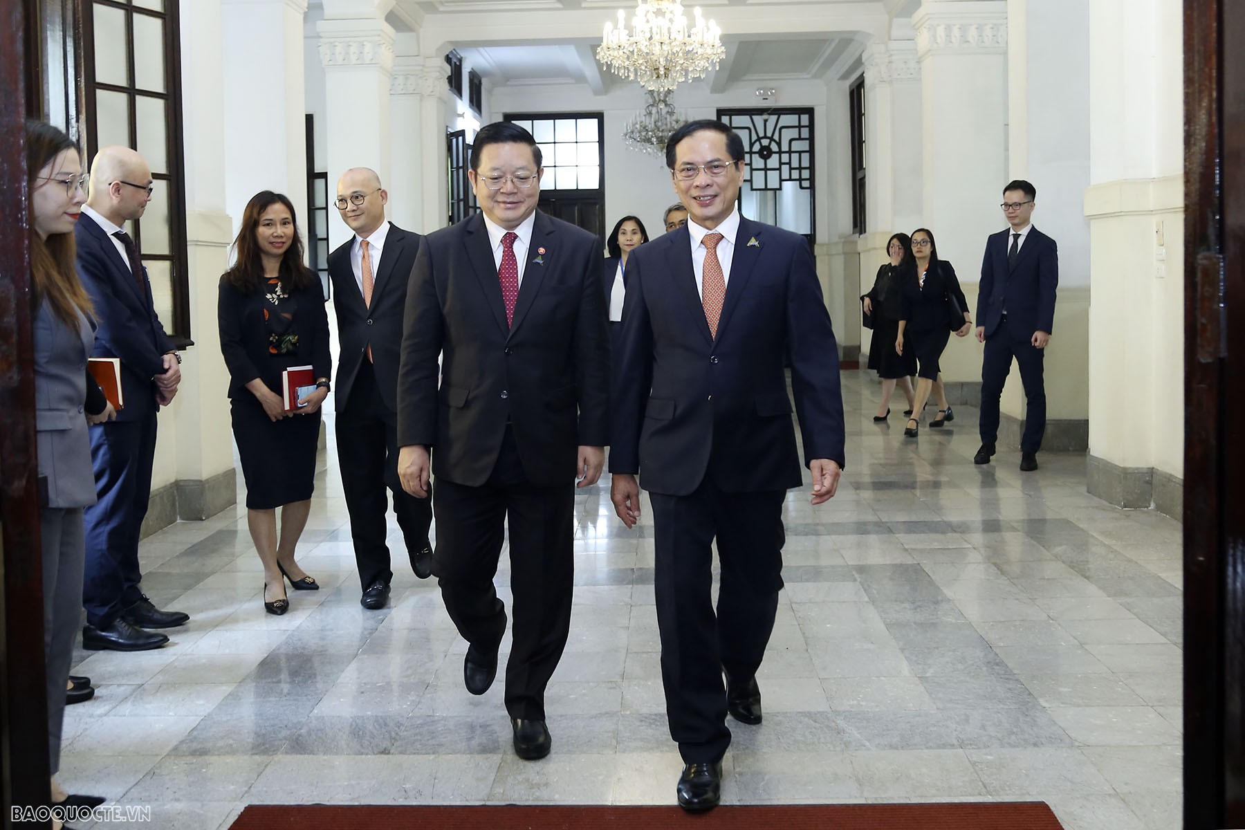 Tăng cường hợp tác, phối hợp giữa Việt Nam và Ban Thư ký ASEAN Bộ trưởng Ngoại giao Bùi Thanh Sơn tiếp Tổng Thư ký ASEAN Kao Kim Hourn