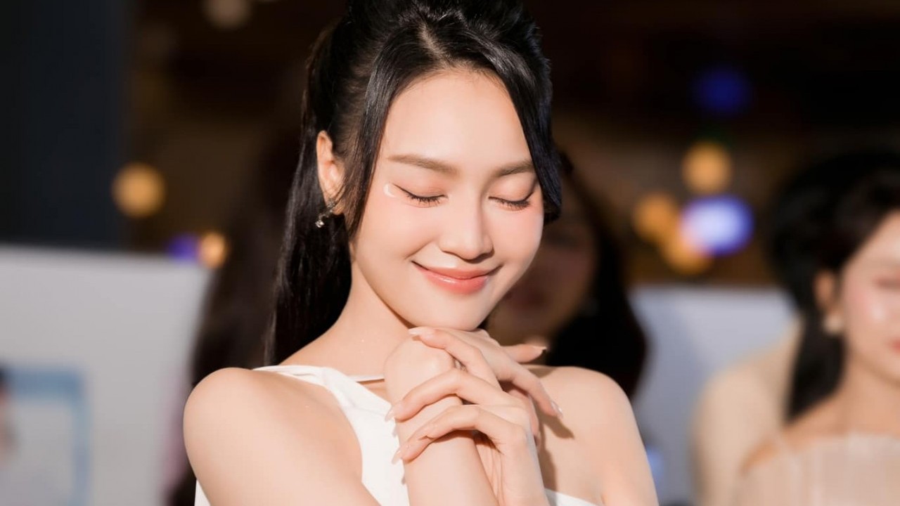 Body nuột nà của 'ngọc nữ' Ninh Dương Lan Ngọc