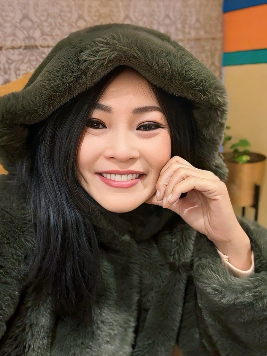 12 năm trước cô từng tới Ladakh hành hương, quy y vào ngày vía Đức Liên Hoa Sinh (hóa thân của Đức Phật Thích Ca Mâu Ni theo quan niệm của đạo Phật - PV). Phương Thanh không ngờ mình có dịp trở lại vùng đất này, cũng đúng vào ngày vía Đức Liên Hoa Sinh 10/3 Âm lịch (18/4 Dương lịch). 12 năm trước cô từng tới Ladakh hành hương, quy y vào ngày vía Đức Liên Hoa Sinh (hóa thân của Đức Phật Thích Ca Mâu Ni theo quan niệm của đạo Phật - PV). Phương Thanh không ngờ mình có dịp trở lại vùng đất này, cũng đúng vào ngày vía Đức Liên Hoa Sinh 10/3 Âm lịch (18/4 Dương lịch).