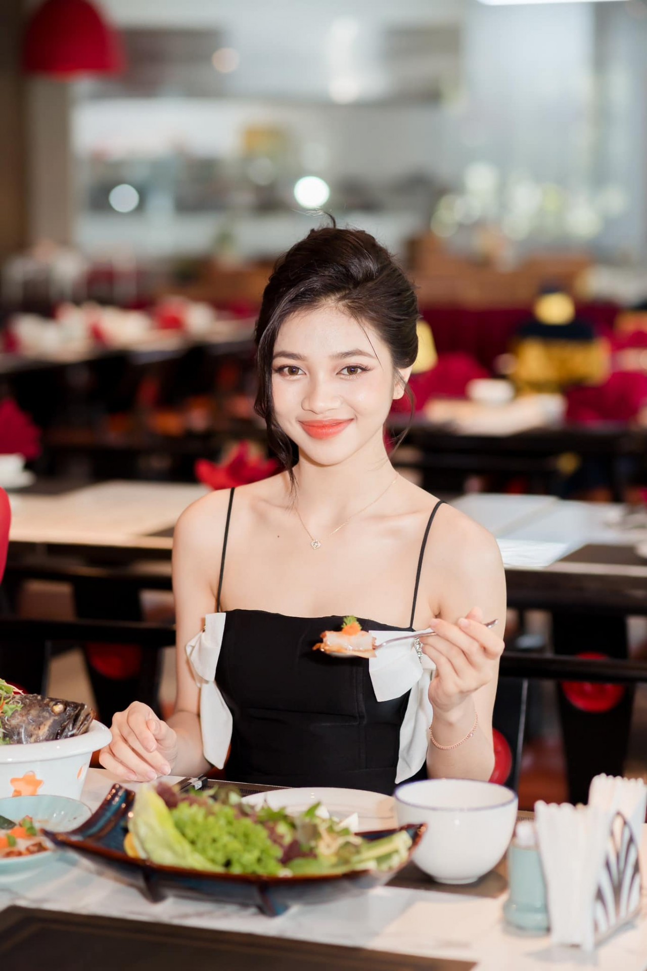 Á hậu Huỳnh Minh Kiên