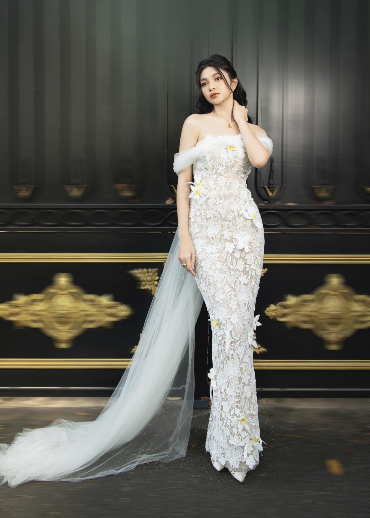 Á hậu Huỳnh Minh Kiên