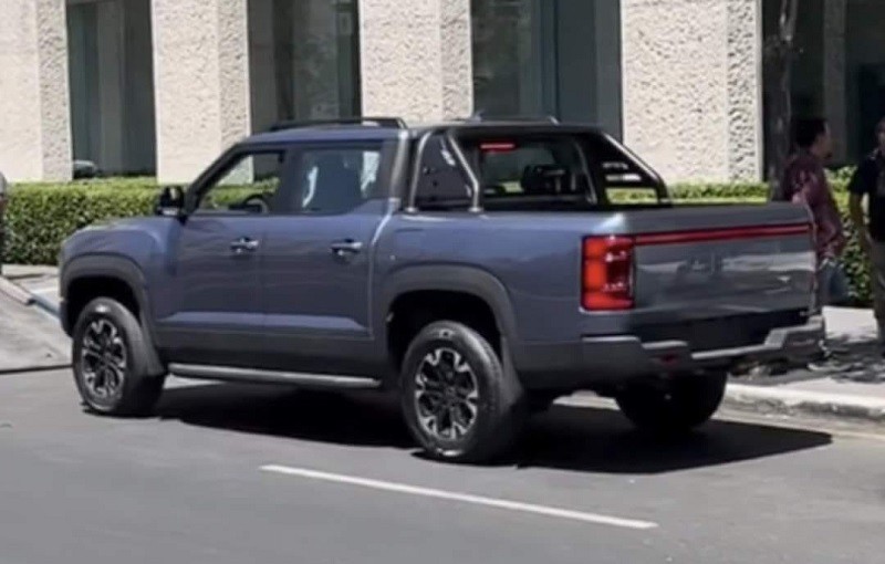 Bán tải BYD Shark 2024 lộ diện trước thềm ra mắt