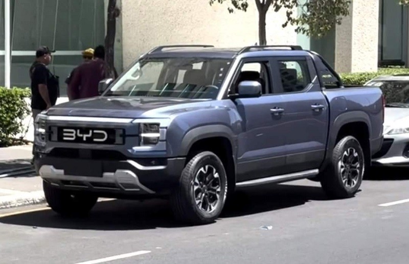 BYD Shark 2024 lộ diện trên đường phố