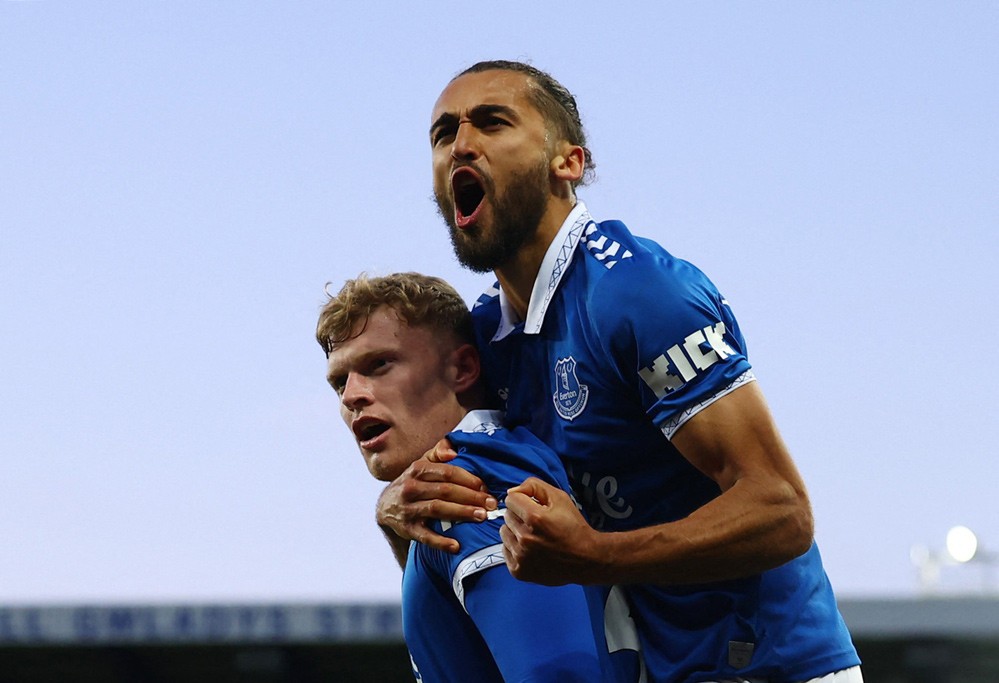 Ngoại hạng Anh: Hình ảnh trận đấu Everton thắng quả cảm trước Liverpool