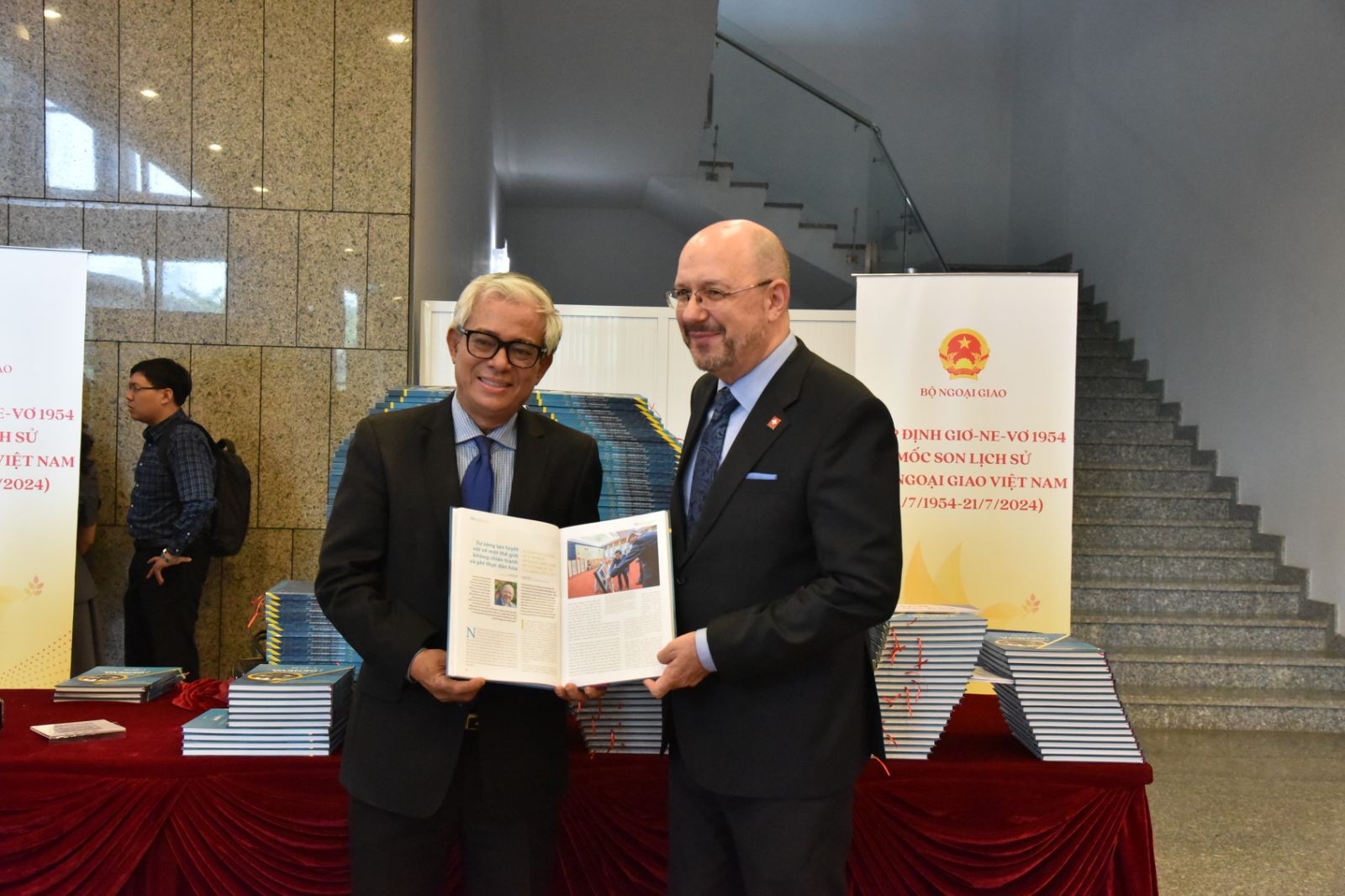 Bộ Ngoại giao long trọng tổ chức Lễ kỷ niệm 70 năm ngày ký Hiệp định Geneva Bộ Ngoại giao long trọng tổ chức Lễ kỷ niệm 70 năm ngày ký Hiệp định Geneva