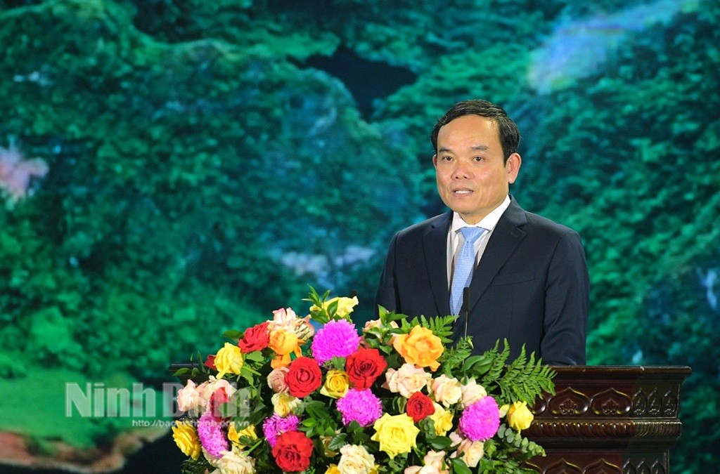 Tỉnh Ninh Bình kỷ niệm 10 năm Quần thể Danh thắng Tràng An được UNESCO ghi danh là di sản văn hóa và thiên nhiên thế giới Tỉnh Ninh Bình kỷ niệm 10 năm Quần thể Danh thắng Tràng An được UNESCO ghi danh là di sản văn hóa và thiên nhiên thế giới