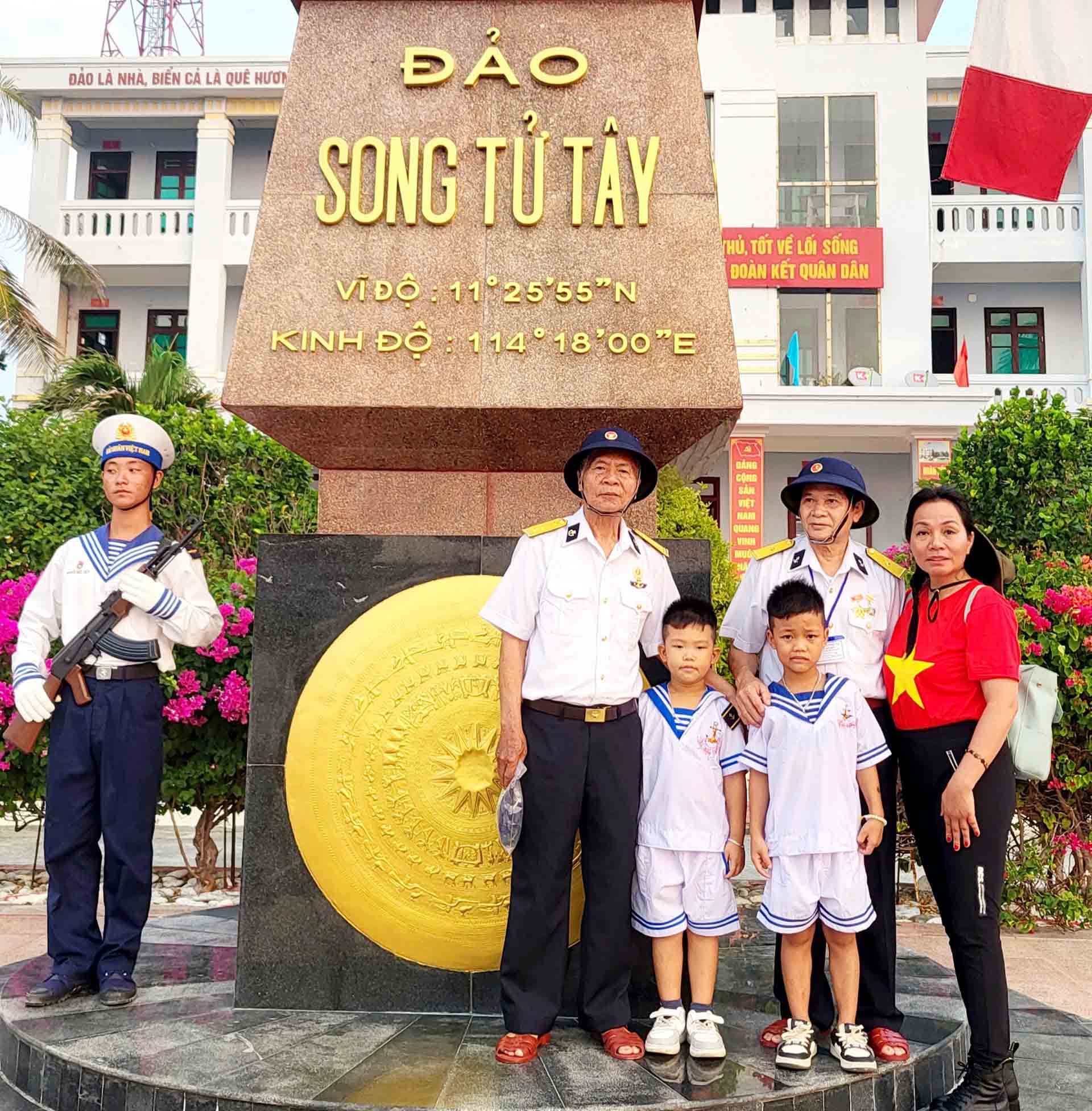 Trường Sa trong tôi: Chuyến công tác để đời (Kỳ I) Trường Sa trong tôi: Chuyến công tác để đời (Kỳ I)