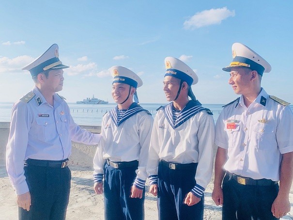 Hành trình về Trường Sa những ngày tháng Tư lịch sử Hành trình về Trường Sa những ngày tháng Tư lịch sử