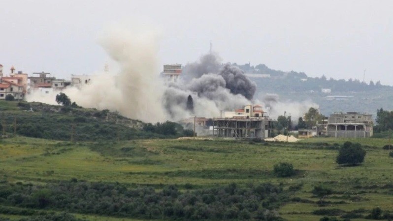 Israel tấn công lực lượng Hezbollah ở miền Trung Syria