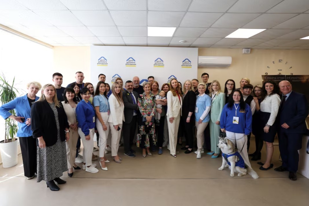 Xung đột Nga-Ukraine: Thành viên Hoàng gia đầu tiên thăm Kiev Xung đột Nga-Ukraine: Thành viên Hoàng gia đầu tiên thăm Kiev