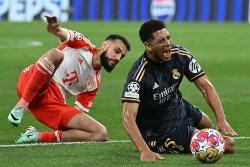 UEFA Champions League: Đầy sắc hồng trong các pha phản công, Real Madrid hòa Bayern Munich trên sân khách