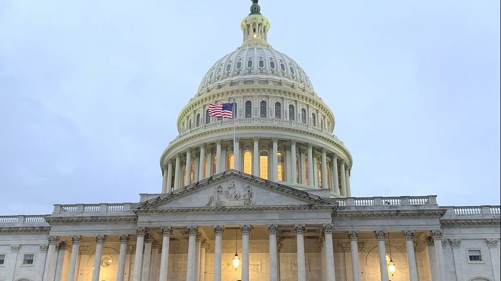 Thượng viện Mỹ 'xuống tay' với uranium Nga