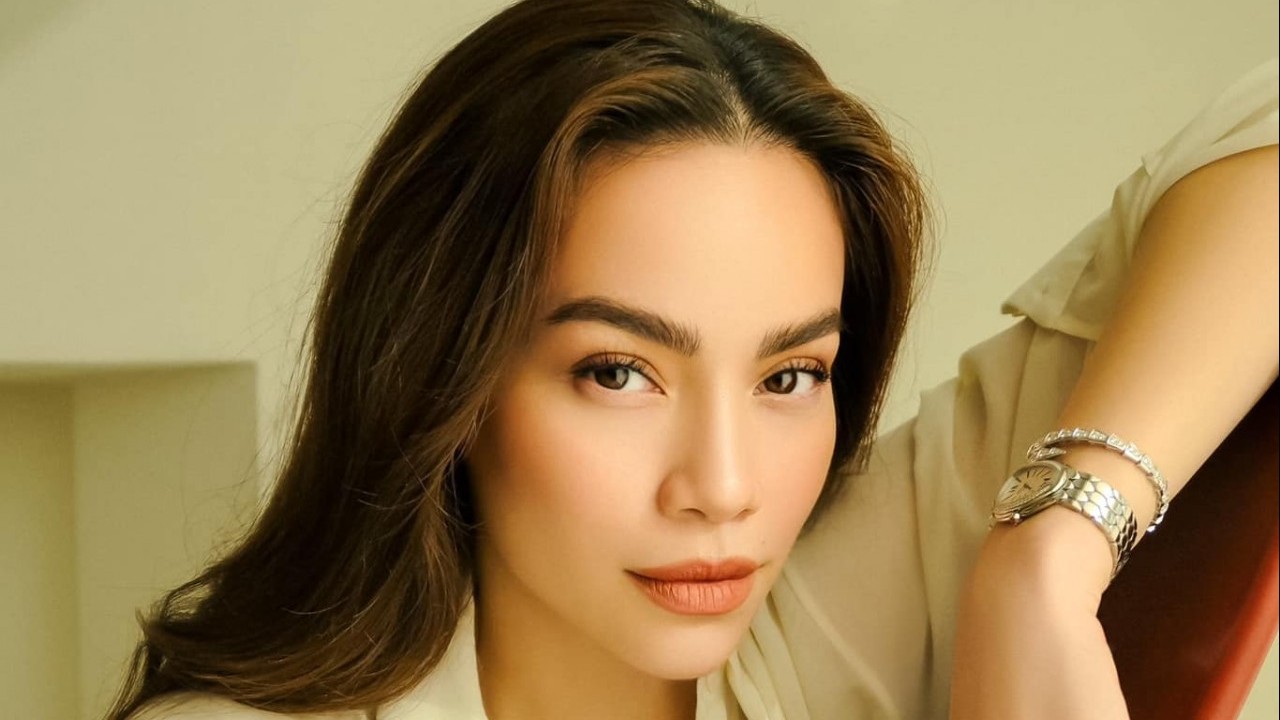 Sao Việt: Hồ Ngọc Hà thần thái sang chảnh