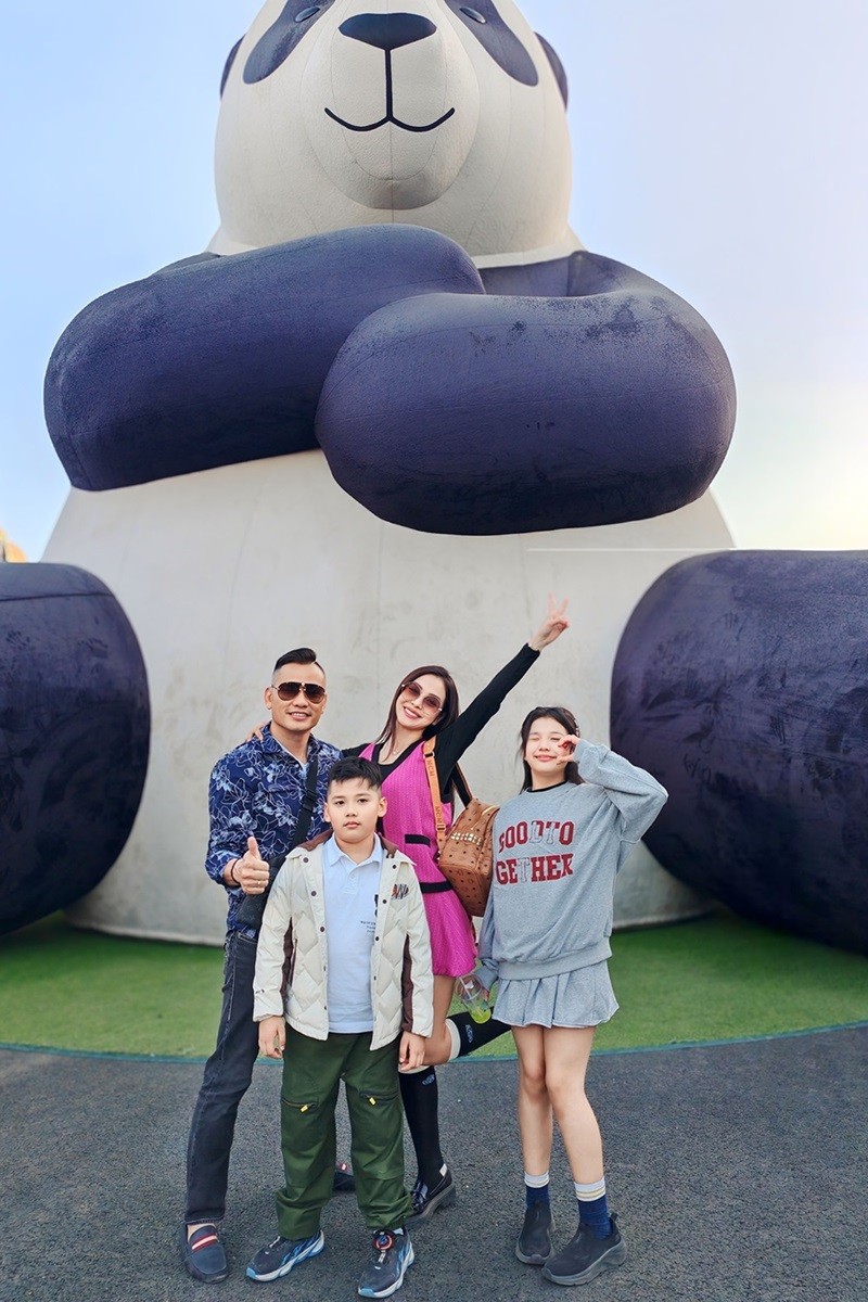 Hoa hậu Jennifer Phạm Hoa hậu Jennifer Phạm