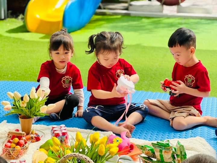 Giáo dục sự tử tế cho trẻ thời AI Giáo dục sự tử tế cho trẻ thời AI