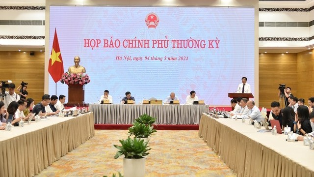 Họp báo Chính phủ thường kỳ tháng 4: Kinh tế tiếp tục duy trì đà phát triển tích cực ở cả 3 khu vực