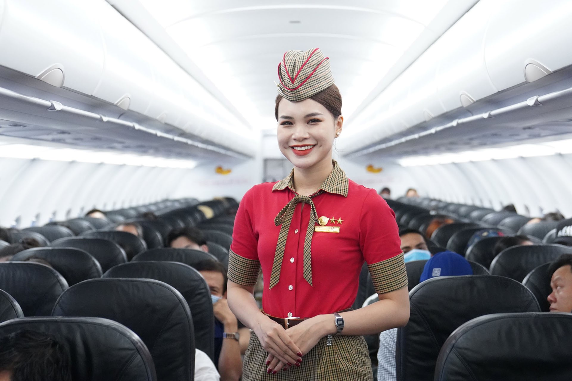 Chào ngày đôi 5/5, Vietjet tung hàng triệu vé bay giảm đến 55% Chào ngày đôi 5/5, Vietjet tung hàng triệu vé bay giảm đến 55%