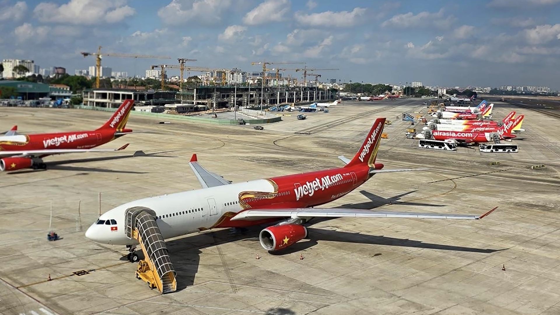Chào ngày đôi 5/5, Vietjet tung hàng triệu vé bay giảm đến 55%