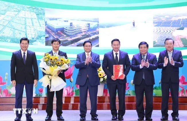 Thủ tướng Phạm Minh Chính: Phát triển Tây Ninh trở thành địa phương đáng đến và đáng sống Thủ tướng Phạm Minh Chính: Phát triển Tây Ninh trở thành địa phương đáng đến và đáng sống