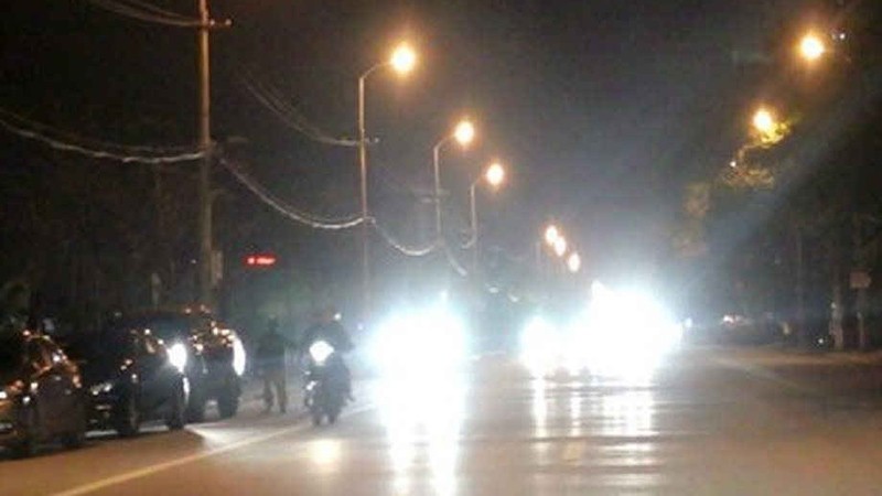 Sử dụng đèn pha gây tai nạn giao thông bị xử lý như thế nào? Sử dụng đèn pha gây tai nạn giao thông bị xử lý như thế nào?