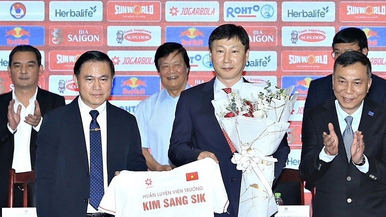 HLV Kim Sang Sik: Ý chí, đoàn kết có thể đạt được những kết quả như mong muốn