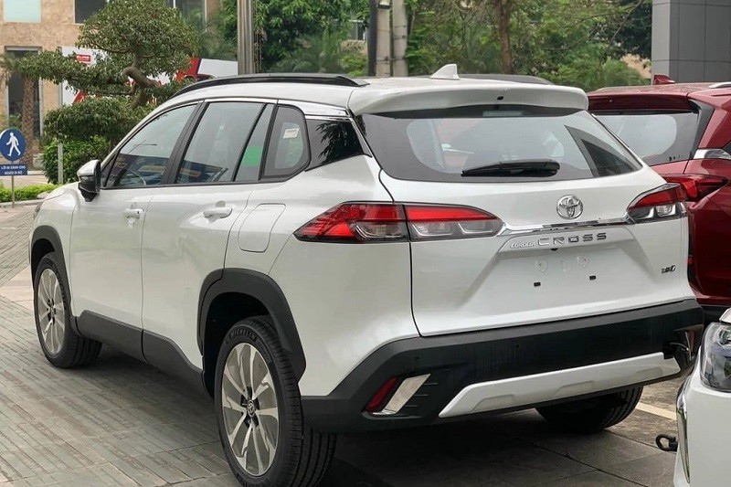 Vóc dáng tổng thể của Corolla Cross 2024 không đổi, do chỉ là bản nâng cấp giữa vòng đời Vóc dáng tổng thể của Corolla Cross 2024 không đổi, do chỉ là bản nâng cấp giữa vòng đời