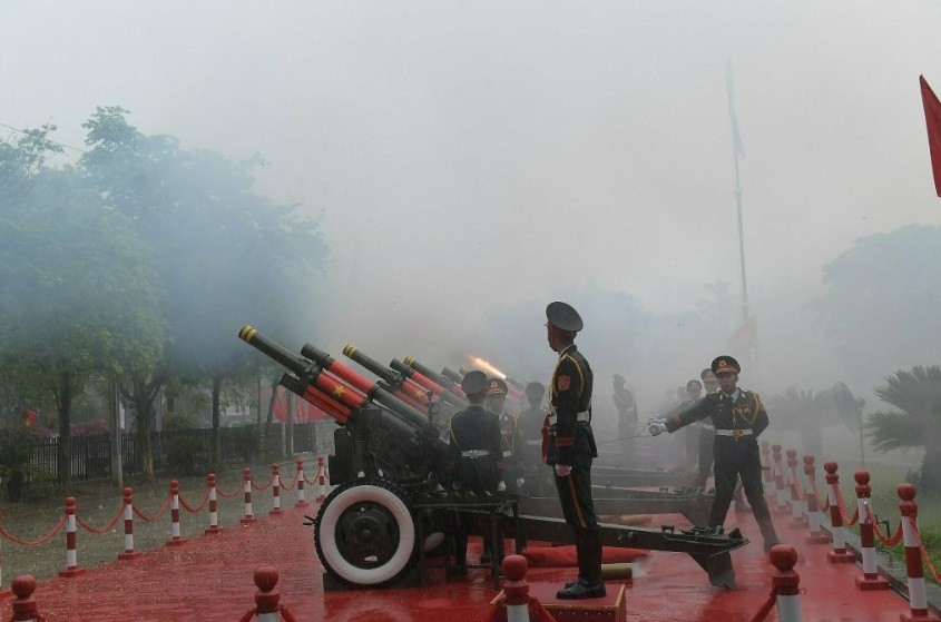 Diễu binh, diễu hành kỷ niệm 70 năm Chiến thắng Điện Biên Phủ Diễu binh, diễu hành kỷ niệm 70 năm Chiến thắng Điện Biên Phủ