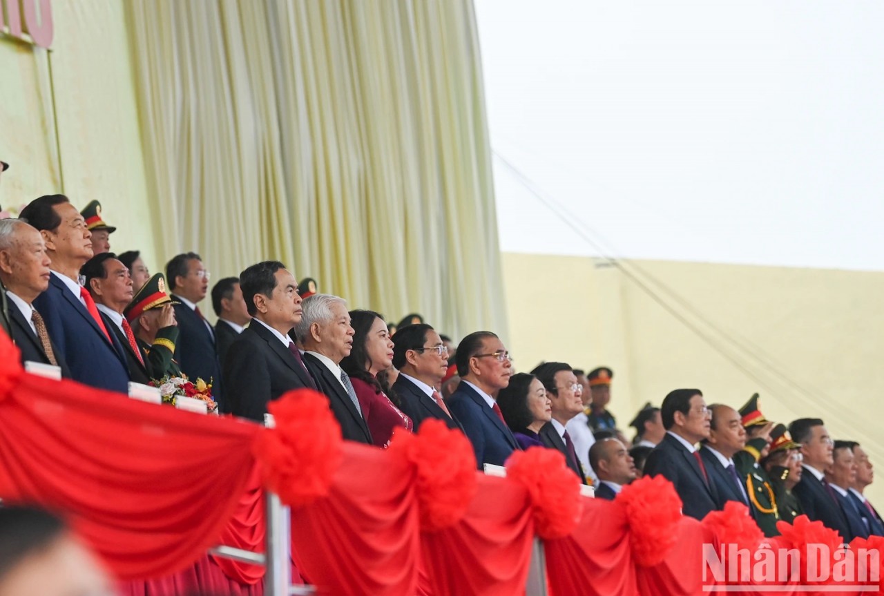 Kỷ niệm 70 năm Chiến thắng Điện Biên Phủ: Cả Điện Biên như sống lại phút giây lịch sử hào hùng Kỷ niệm 70 năm Chiến thắng Điện Biên Phủ: Cả Điện Biên như sống lại phút giây lịch sử hào hùng