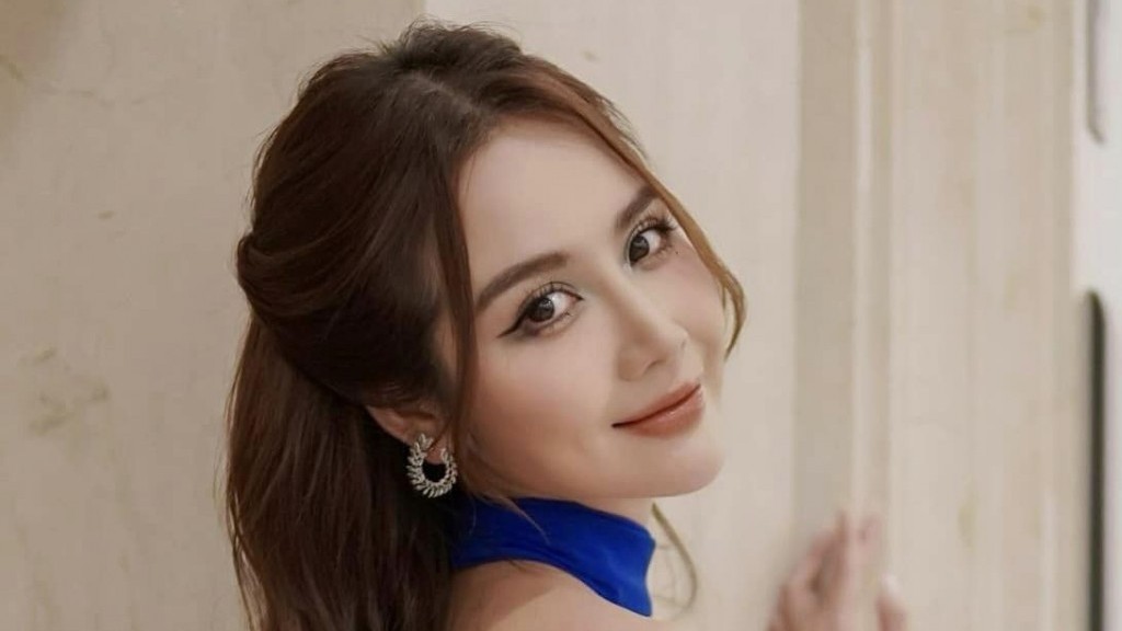 Diễn viên Phan Minh Huyền 'gây sốt' trong bộ ảnh mới