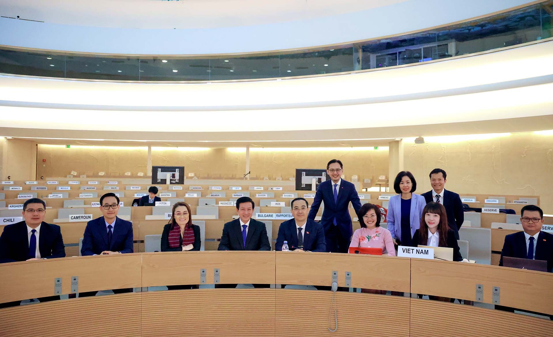 Cộng đồng quốc tế đánh giá cao thành tựu của Việt Nam về bảo vệ và thúc đẩy quyền con người Cộng đồng quốc tế đánh giá cao thành tựu của Việt Nam về bảo vệ và thúc đẩy quyền con người