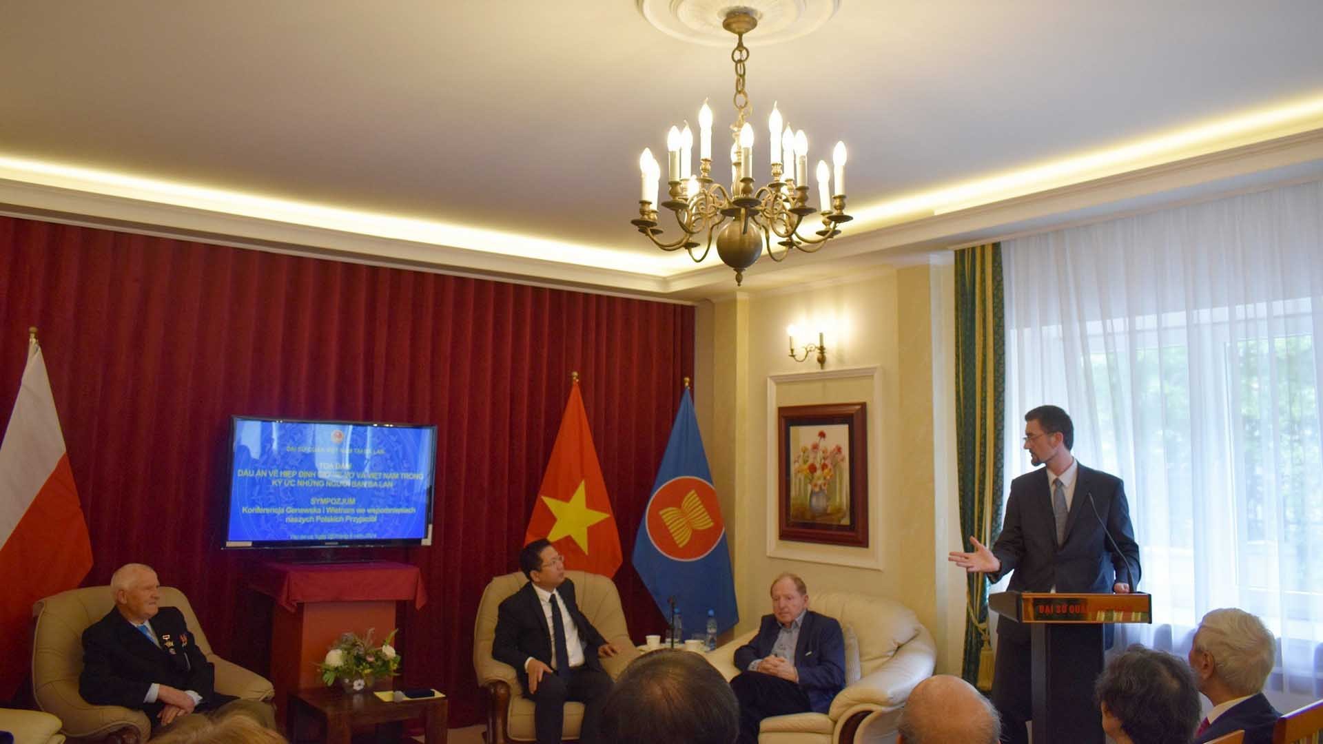 Tọa đàm 'Dấu ấn về Hiệp định Geneva và Việt Nam trong ký ức những người bạn Ba Lan' Tọa đàm 'Dấu ấn về Hiệp định Geneva và Việt Nam trong ký ức những người bạn Ba Lan'
