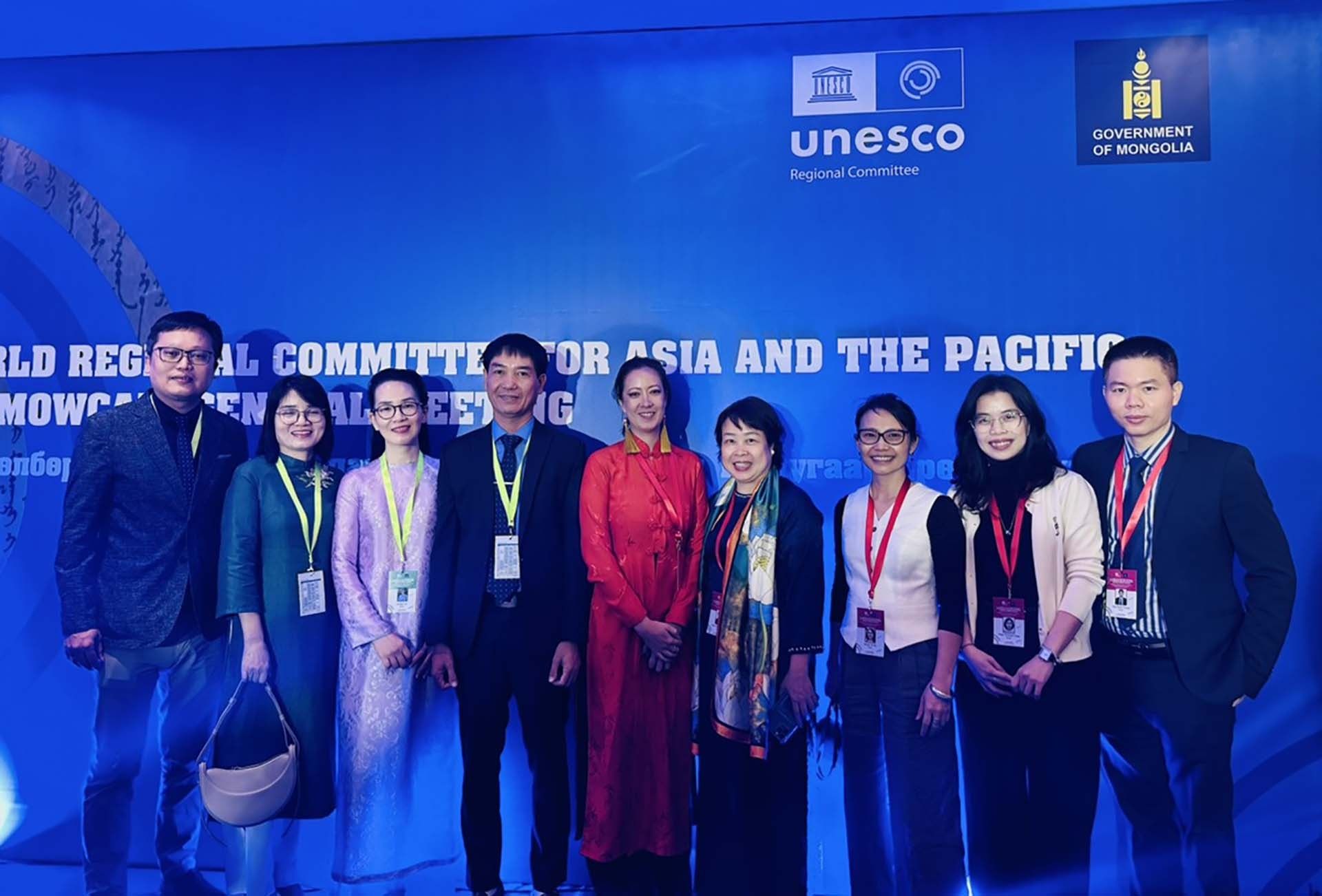 Những bản đúc nổi trên Cửu Đỉnh ở Hoàng cung Huế chính thức trở thành Di sản tư liệu của Chương trình Ký ức thế giới khu vực châu Á-Thái Bình Dương Những bản đúc nổi trên Cửu Đỉnh ở Hoàng cung Huế chính thức trở thành Di sản tư liệu của Chương trình Ký ức thế giới khu vực châu Á Thái Bình Dương