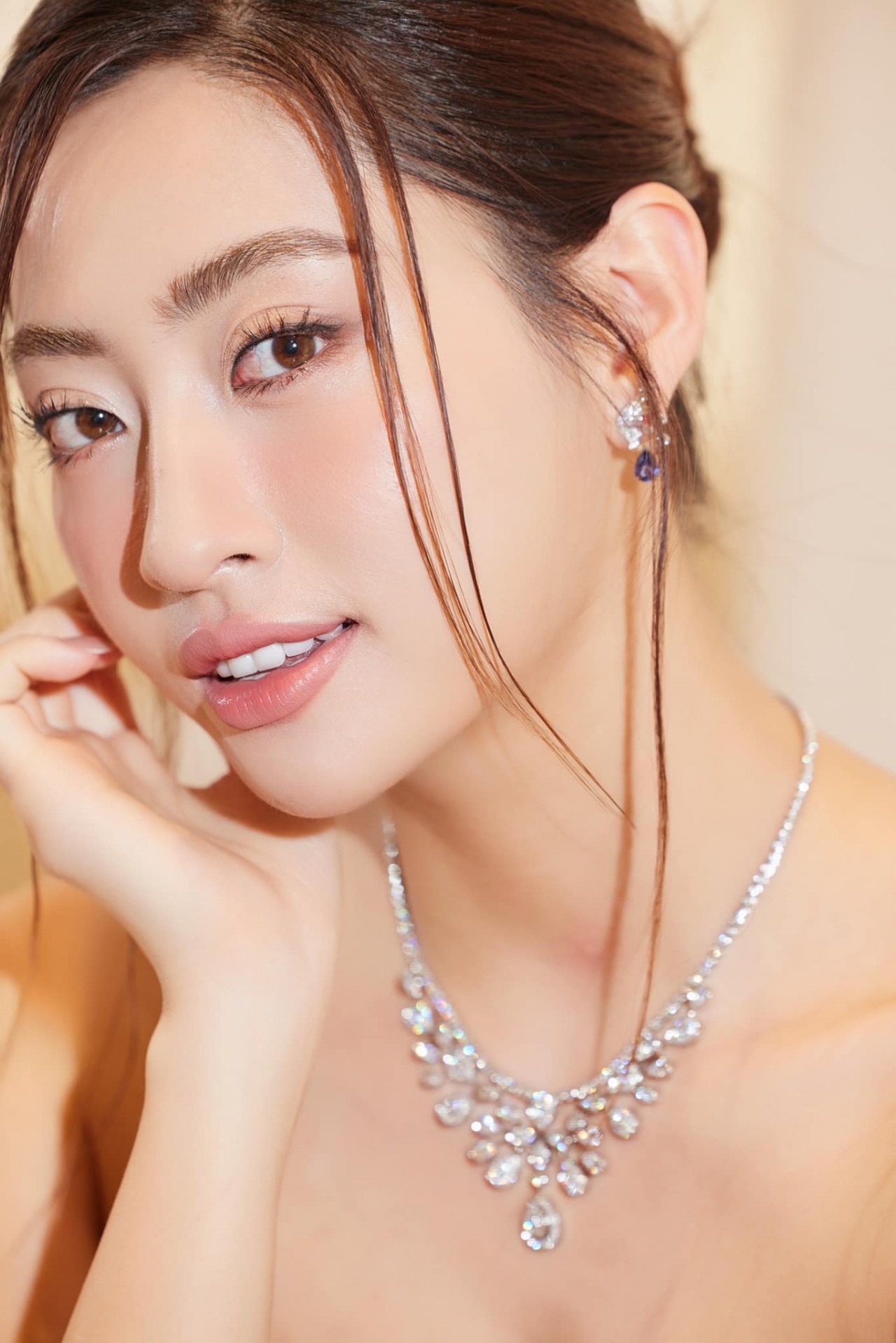 Hoa hậu Lương Thùy Linh Hoa hậu Lương Thùy Linh