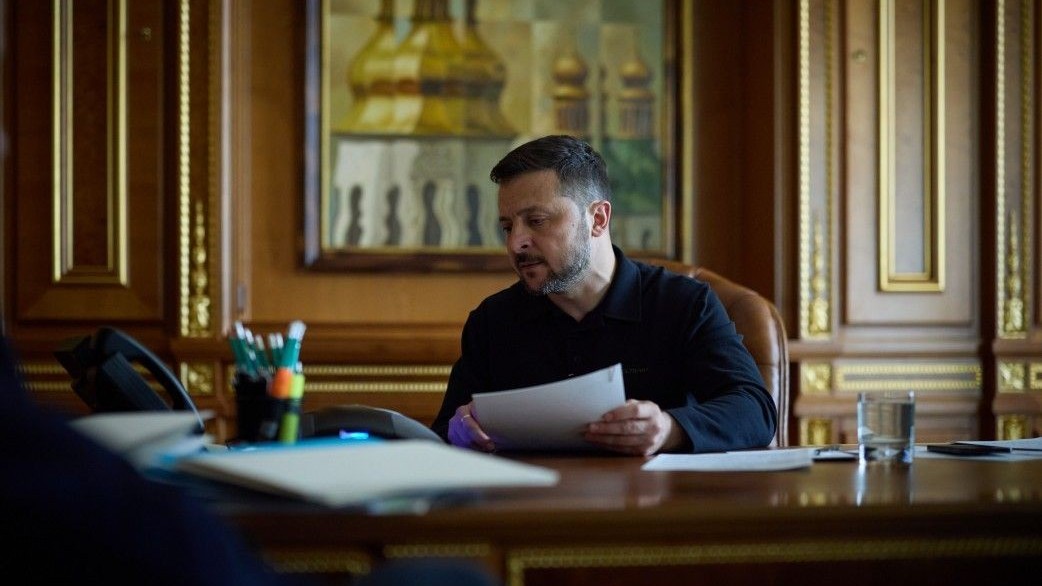 Tổng thống Ukraine cách chức lãnh đạo Vệ binh quốc gia, cựu tổng tư lệnh quân đội phải xuất ngũ