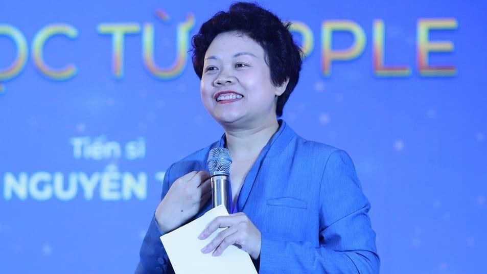 PGS. TS. Chu Cẩm Thơ: Người trẻ chỉ có thể làm chủ công nghệ nếu mục tiêu và cách dạy thay đổi