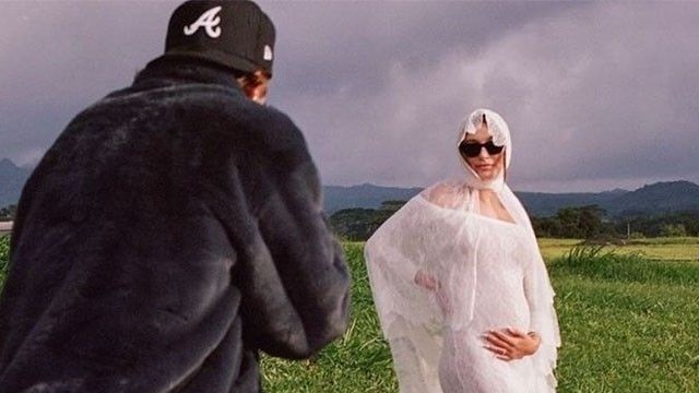 Vợ ca sĩ Justin Bieber mang thai con đầu lòng