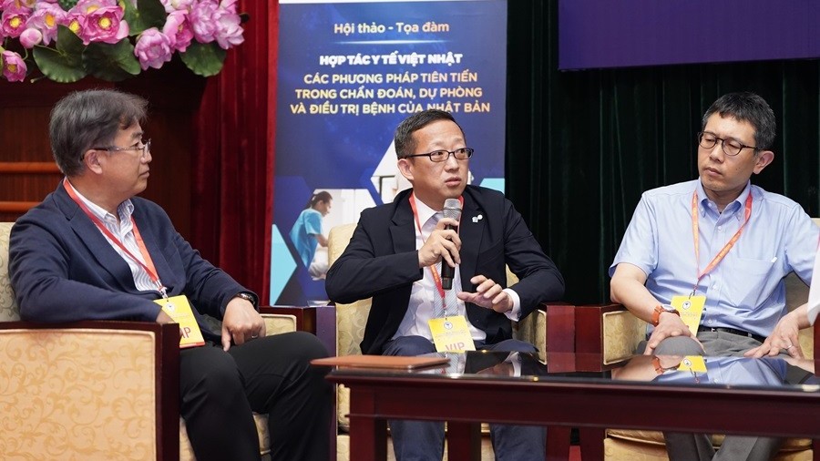 Chuyên gia Nhật Bản chia sẻ phương pháp tiên tiến mới trong phòng, điều trị bệnh